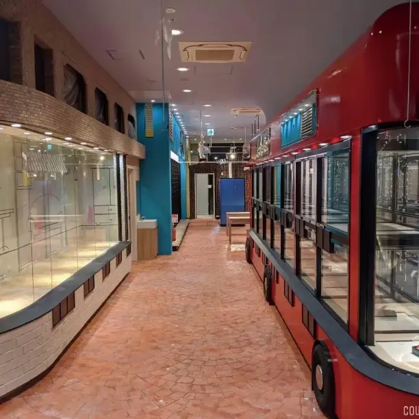 オーバーレイが施された店舗の画像